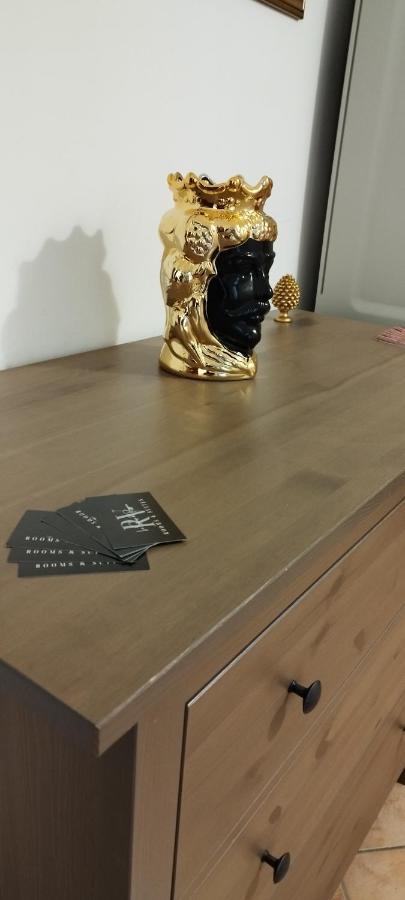 Le Stanze Di Ruggero Hotel Palermo Kültér fotó
