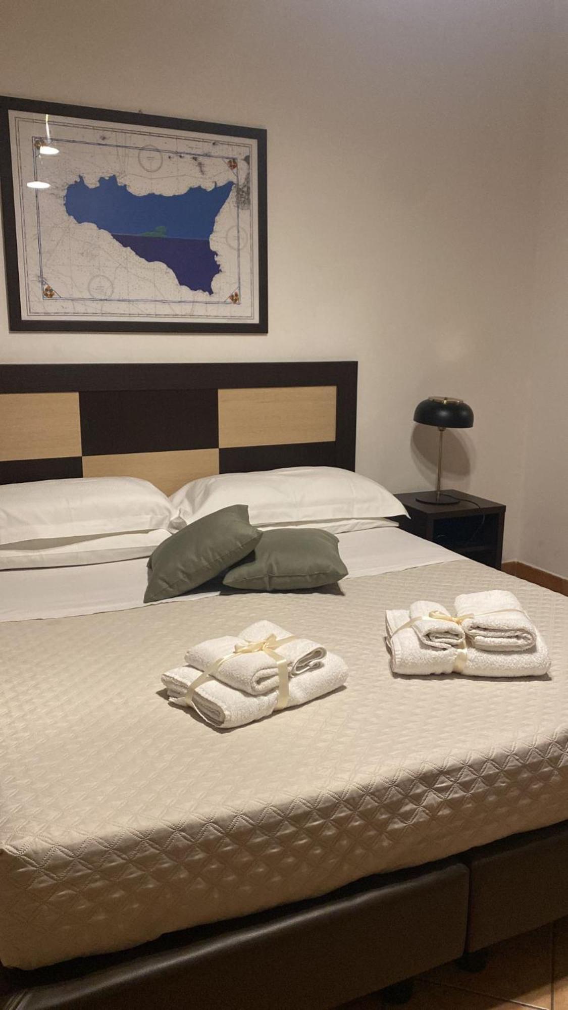 Le Stanze Di Ruggero Hotel Palermo Kültér fotó